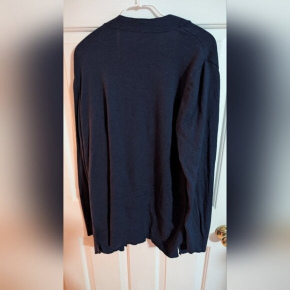 Croft And Barrow Women's Cardigan Size L Navy (EUC) - Picture 9 of 11